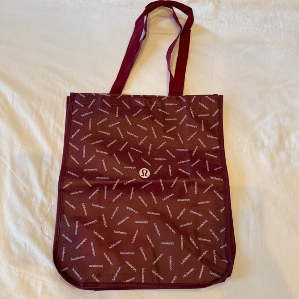 Large Lululemon tote bag